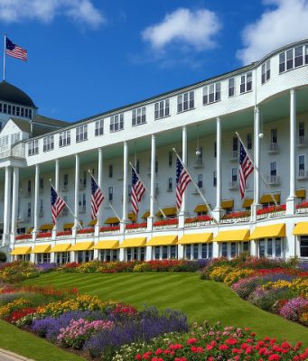 The Top 3 Best Places to Visit in Michigan: Natural Beauty, History & Charm top 3 places to visit in michigan